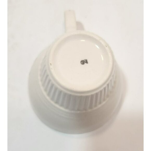 Vtg Salem China Victory Basket Needlepoint Stitch Demitasse Cups Set of 4 - Picture 10 of 16